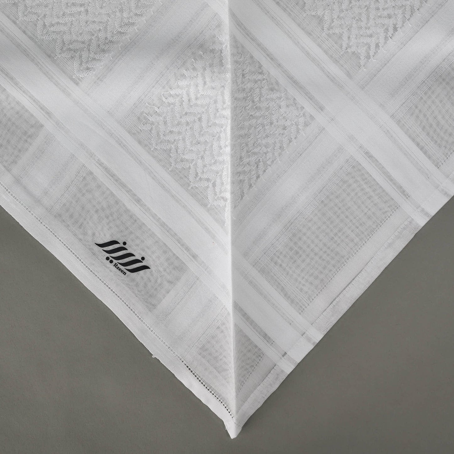 Rzeen White Shemagh 404