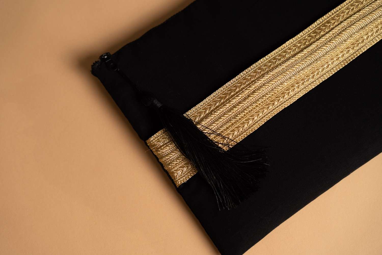 Turath Bag Bisht-alsafat